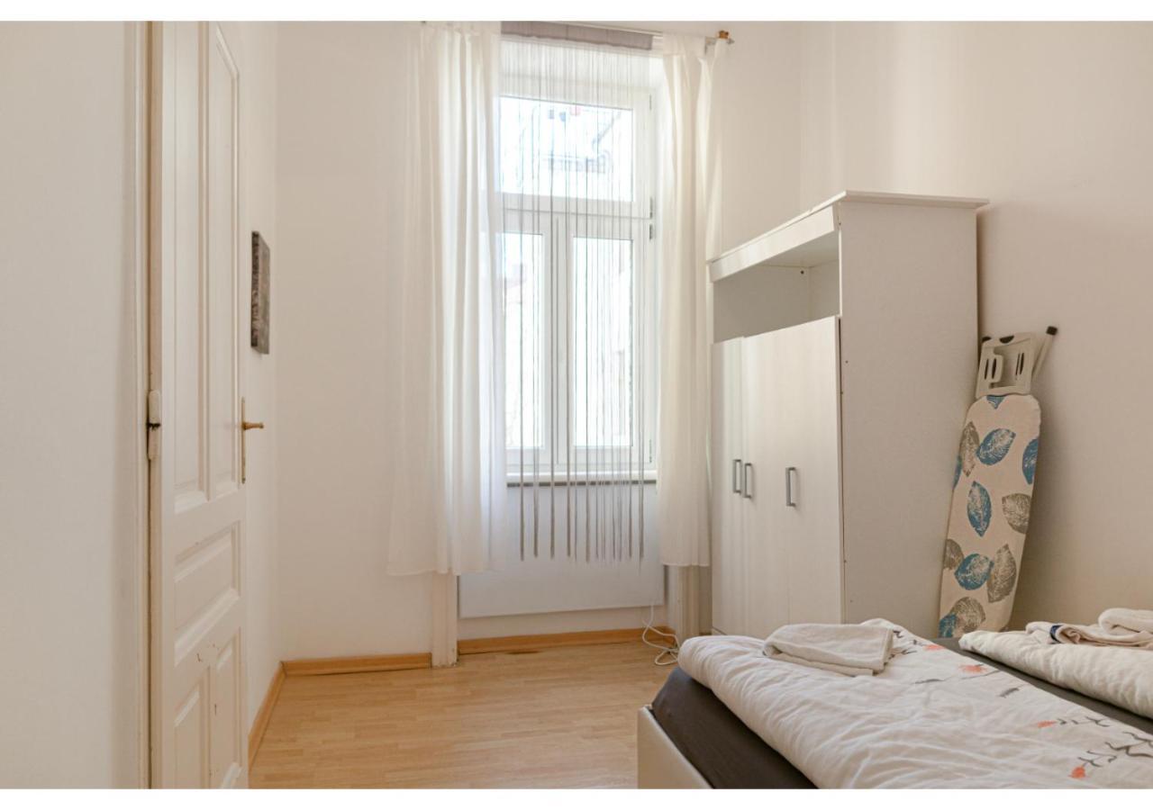 Cheerful 2Br Apartment - Suitable For Longstays Vídeň Exteriér fotografie